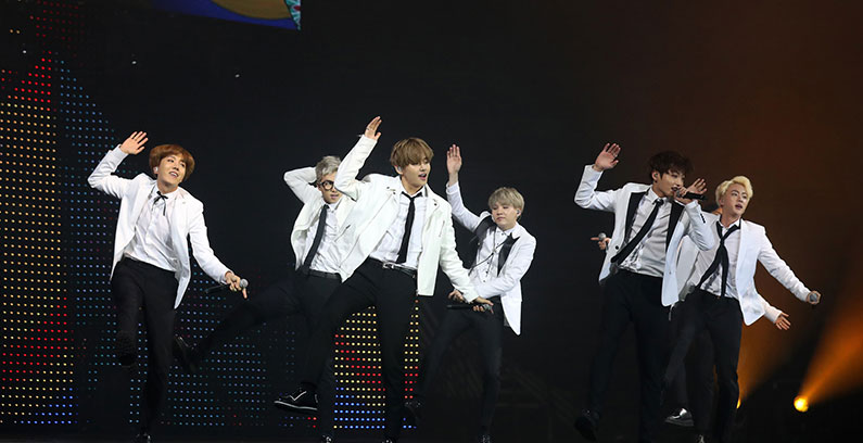 bangtan-boys-awardshows
