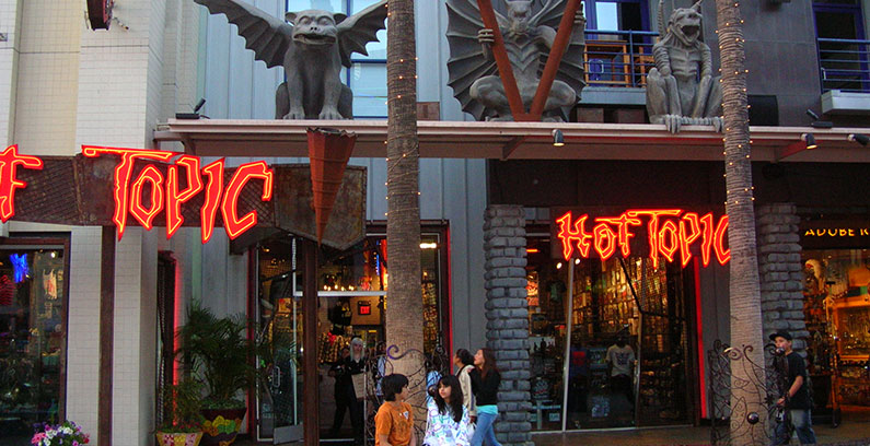 Hot-Topic
