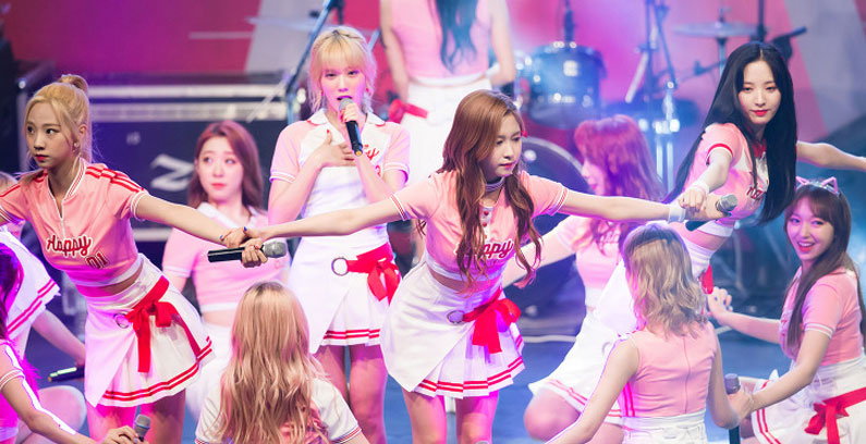 Cosmic-Girls-2