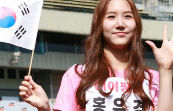 Apink’s Hong Yukyung wird nun Fashion Designerin