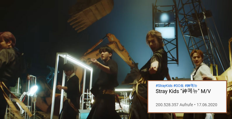 Stray-Kids-Gods-Menu-200-Mio