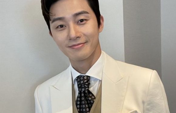 Park Seojoon wurde positiv auf Covid-19 getestet