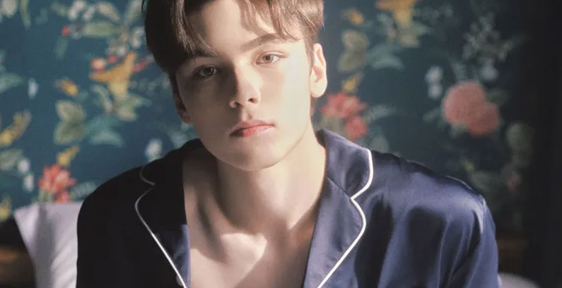 SEVENTEEN-Vernon-2